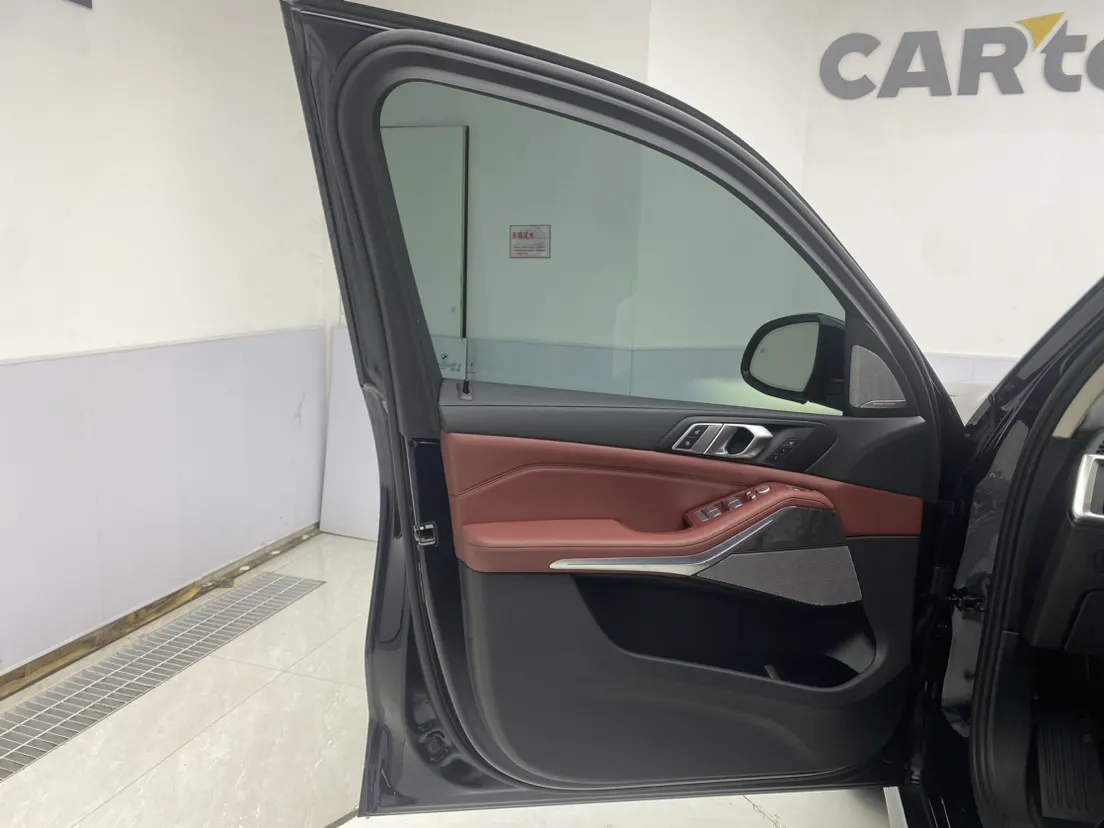 BMW X5, 2024 22