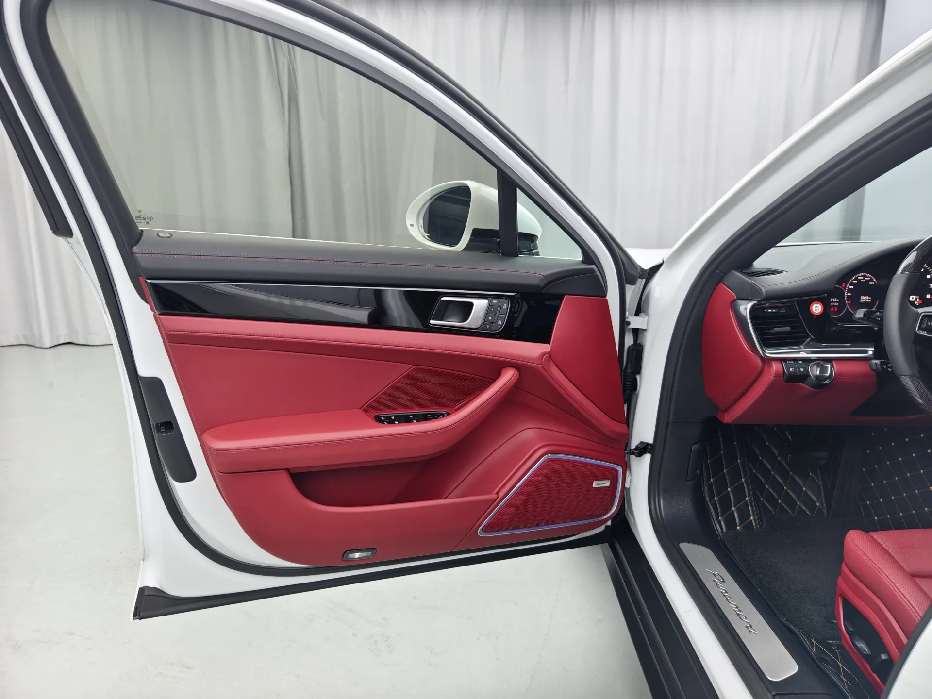 Porsche Panamera, 2022 10