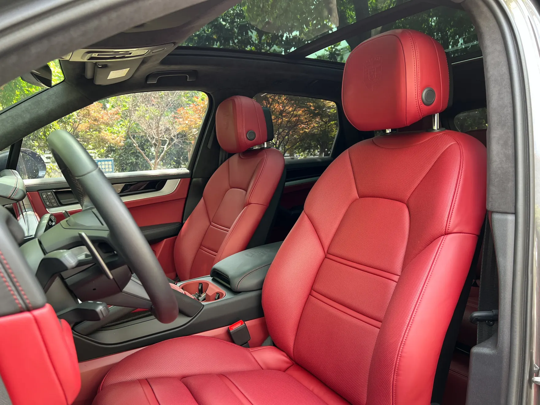 Porsche Cayenne, 2025 11