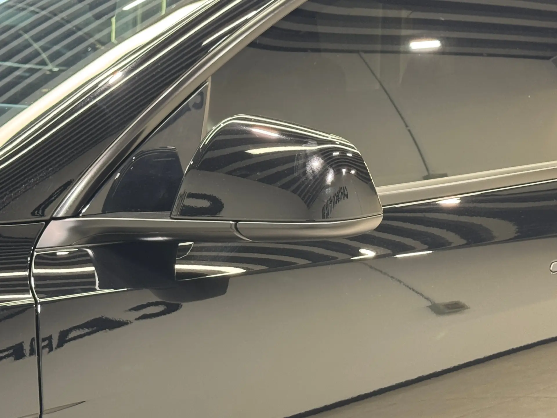 Tesla Model Y, 2023 3