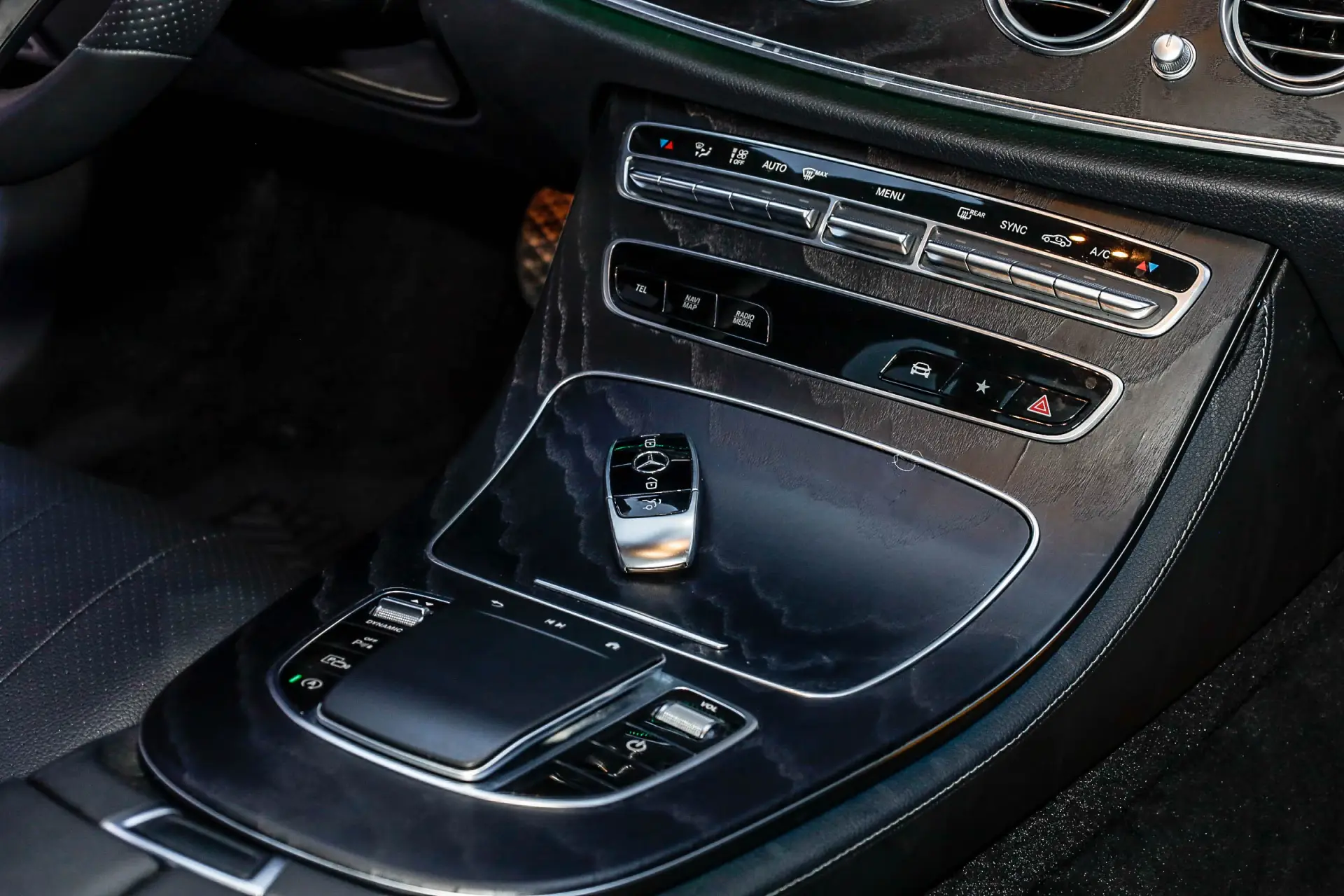 Mercedes-Benz E 260, 2021 31