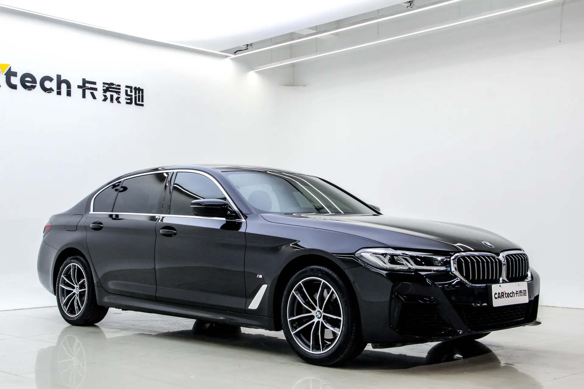 BMW 530Li, 2023 2
