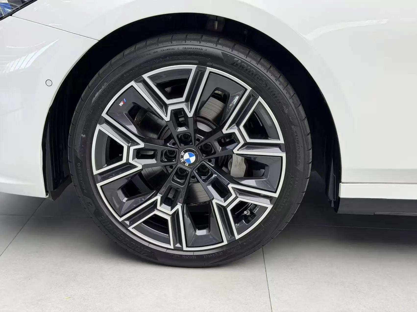 BMW 530Li, 2024 41