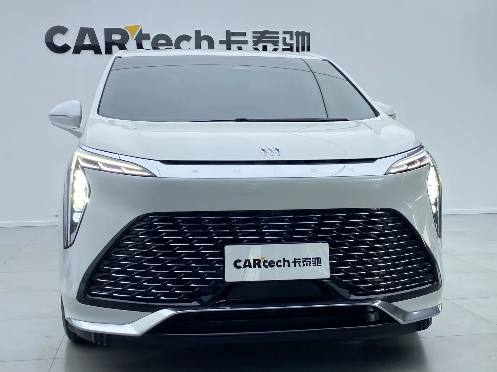 Buick Century, 2023 37