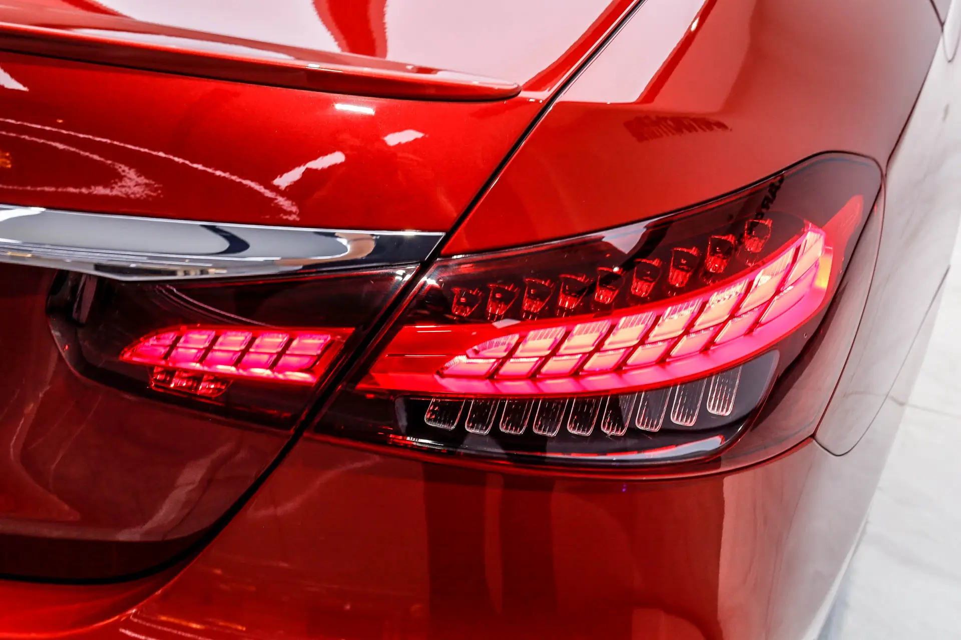Mercedes-Benz E 260, 2021 7