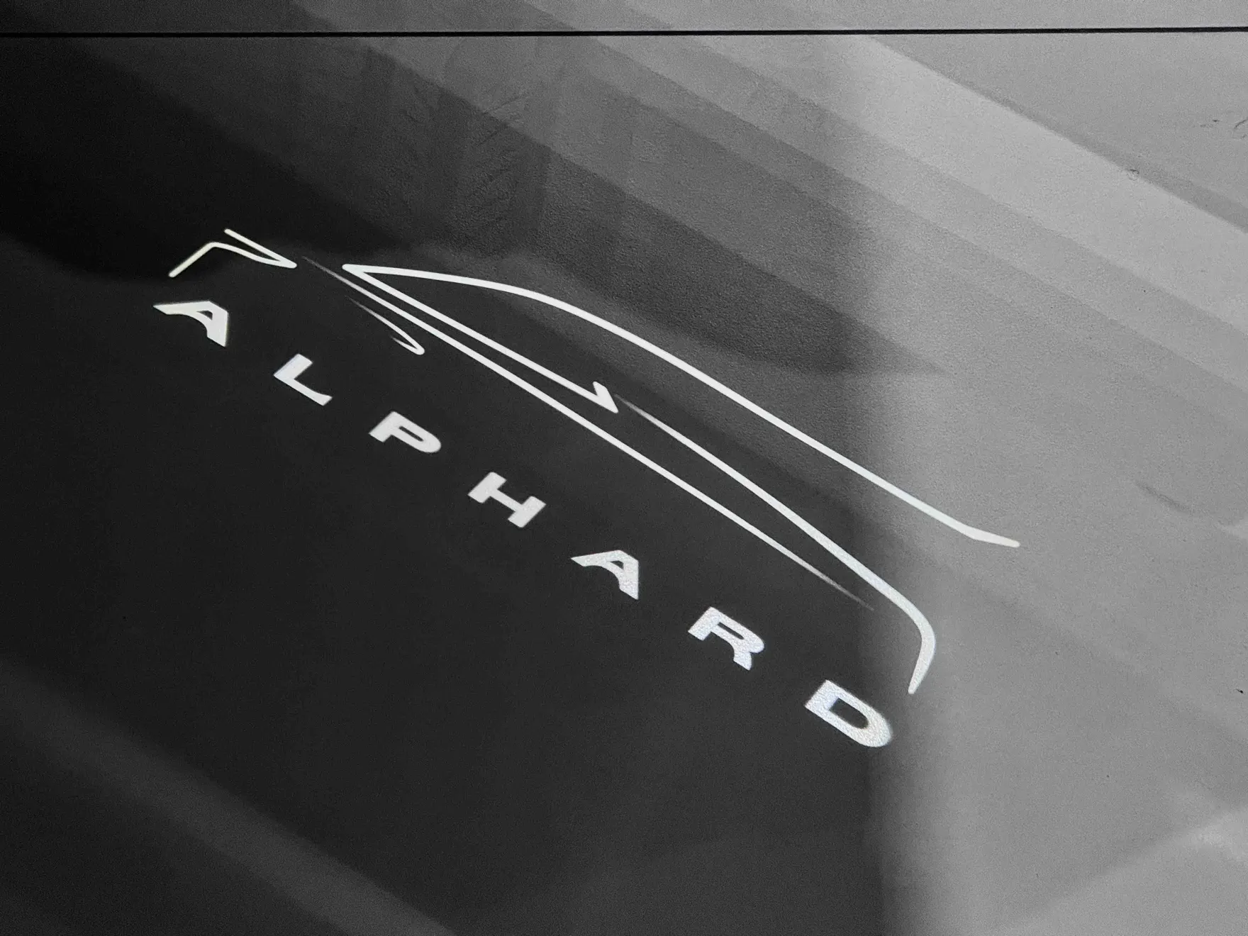Toyota Alphard, 2024 26