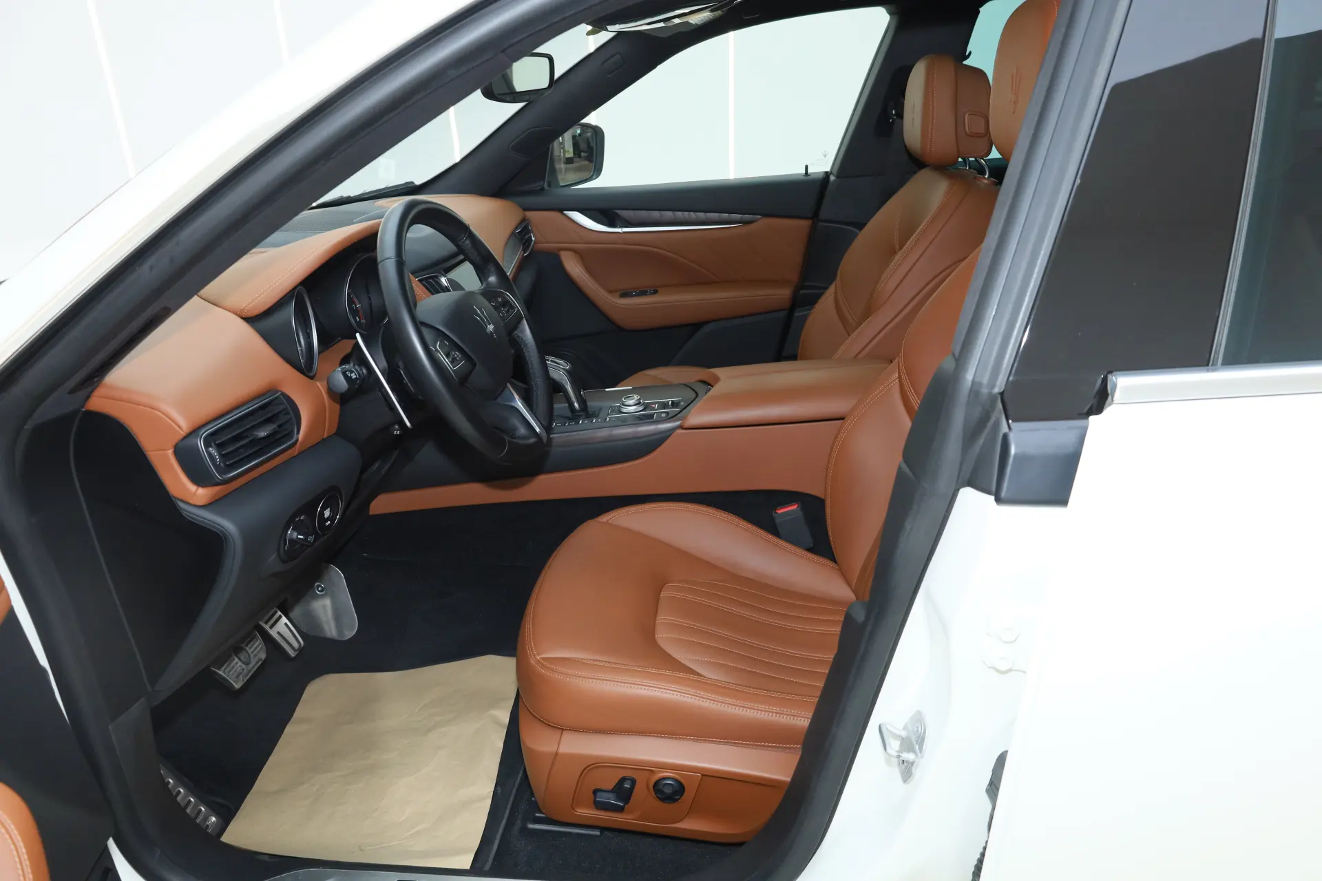 Maserati Levante, 2019 17
