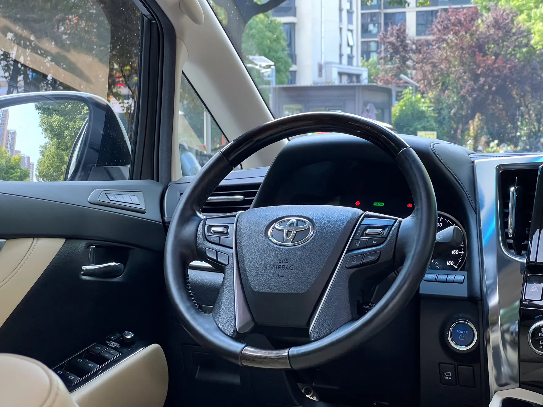 Toyota Vellfire, 2019 14