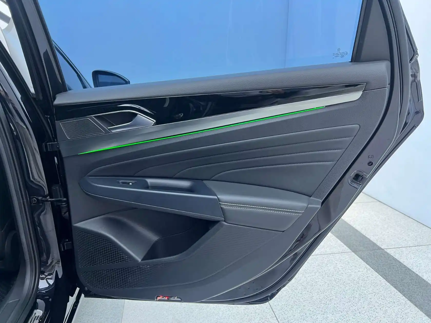 Volkswagen Passat, 2023 17