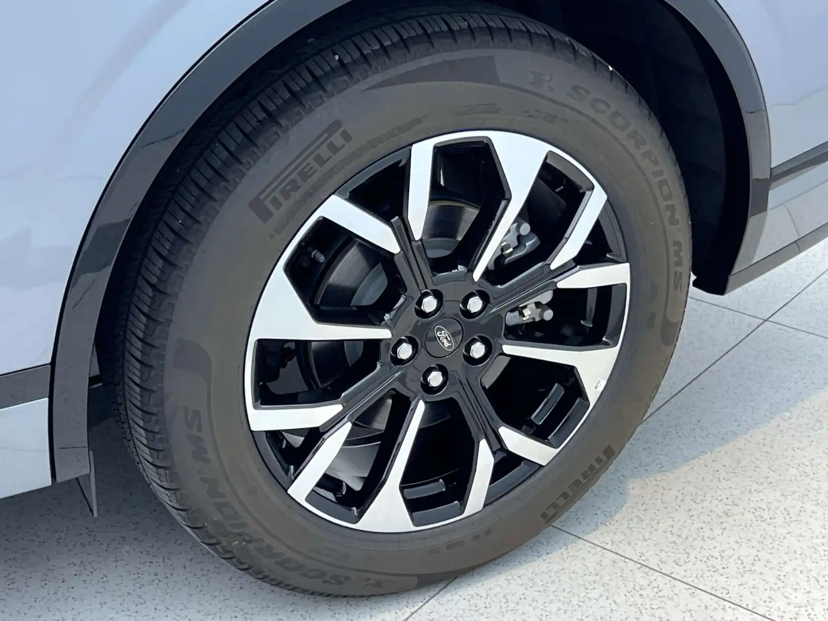 Ford Edge L, 2025 33