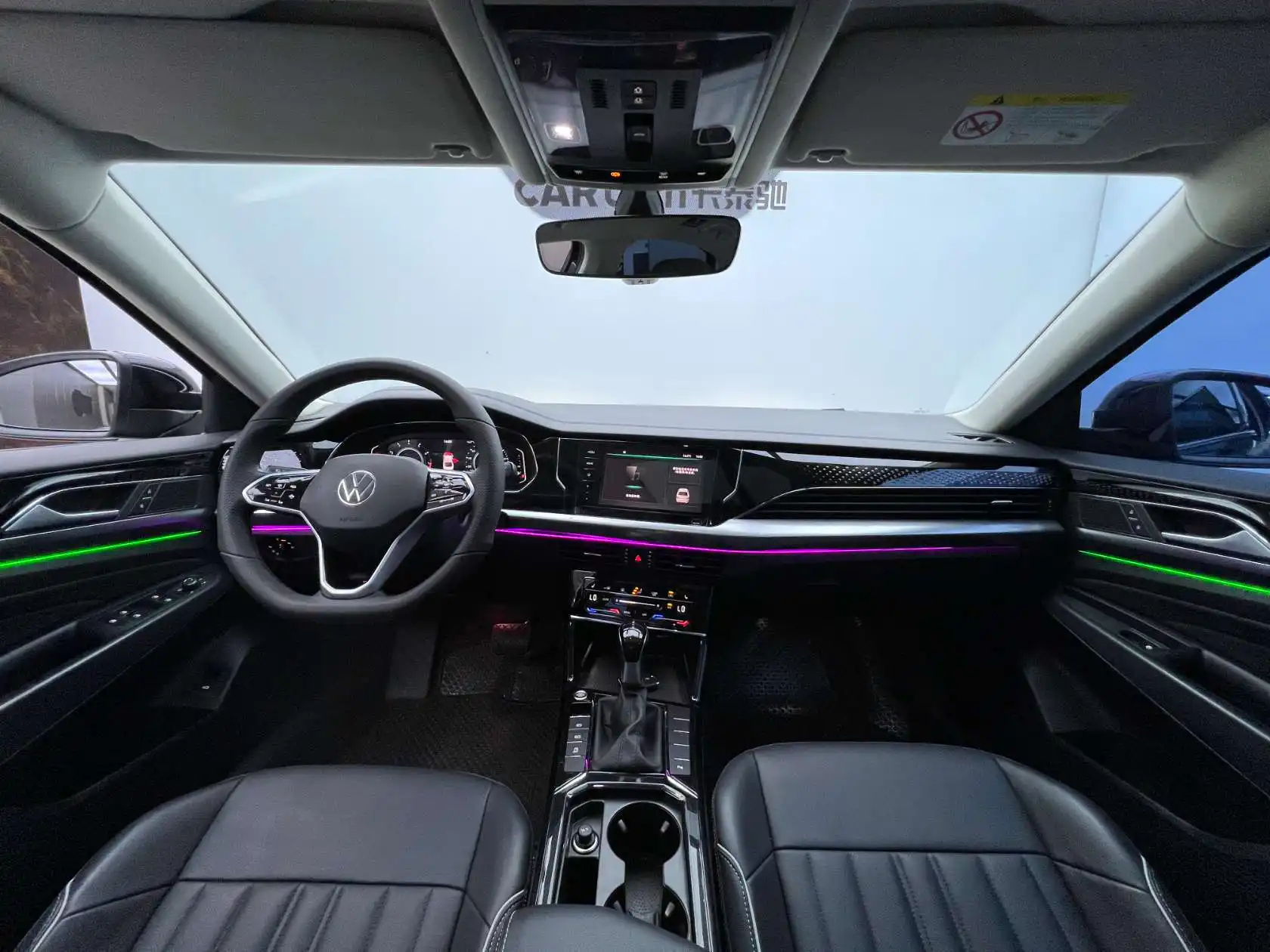 Volkswagen Passat, 2023 22