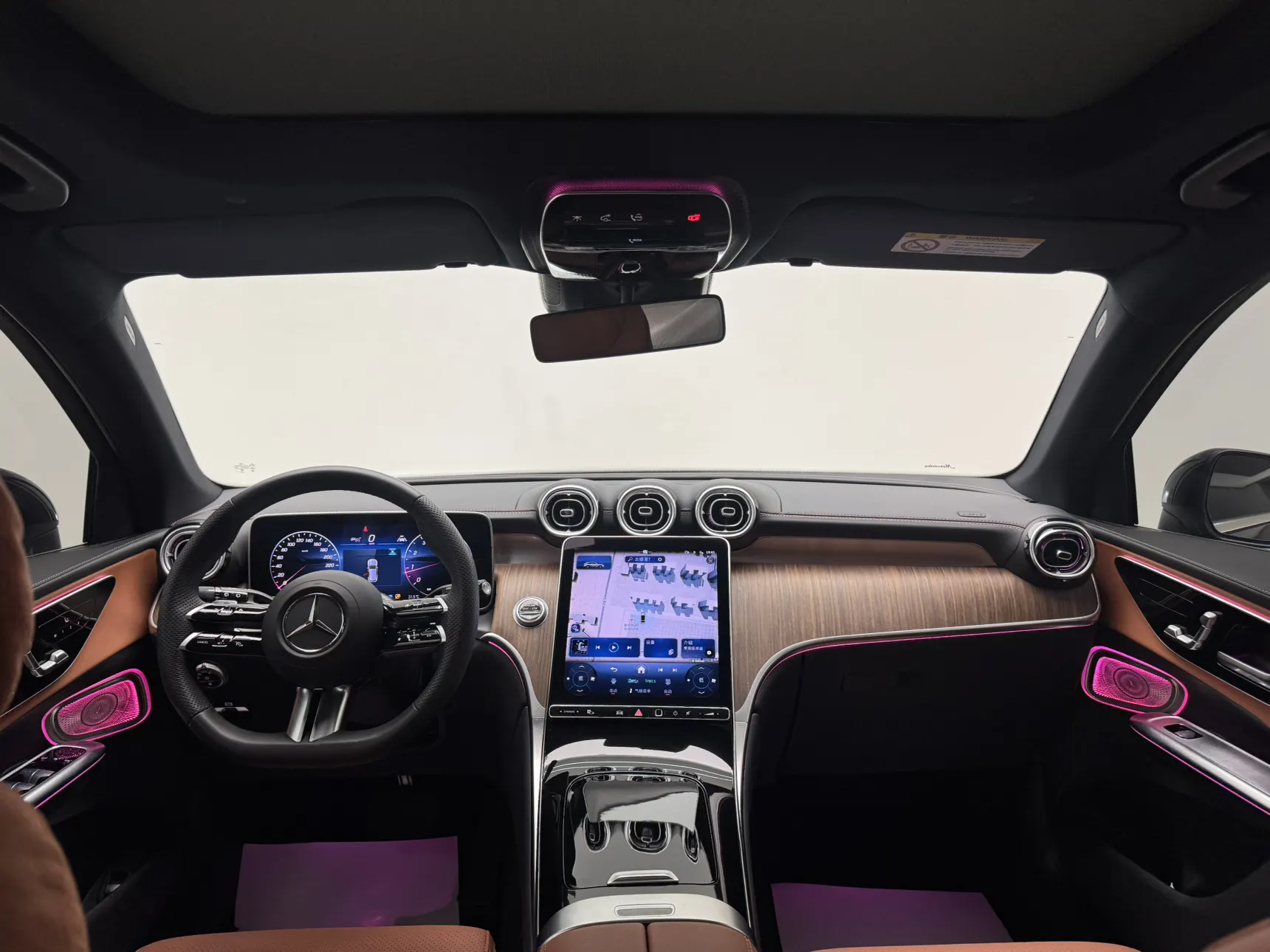 Mercedes-Benz GLC 300 L, 2025 10