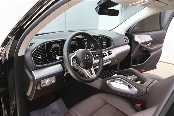 Mercedes-Benz GLE 450 4MATIC, 2021 13