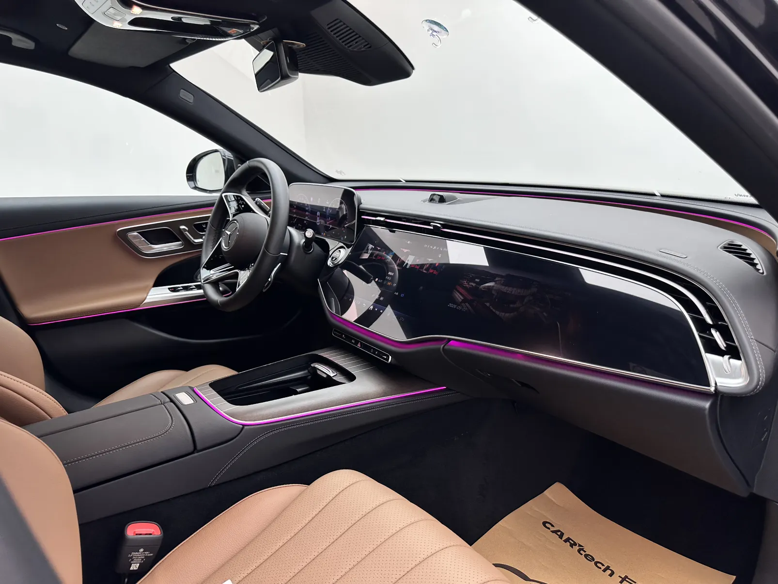 Mercedes-Benz E 300 L, 2025 11