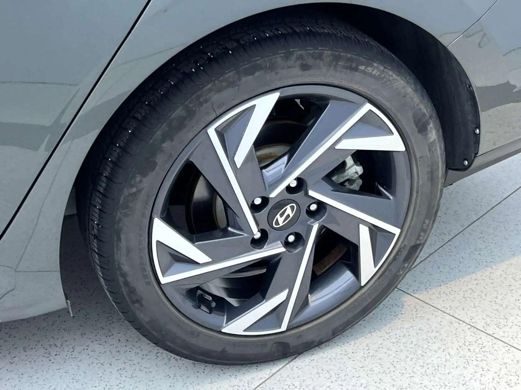 Hyundai Elantra, 2024 30