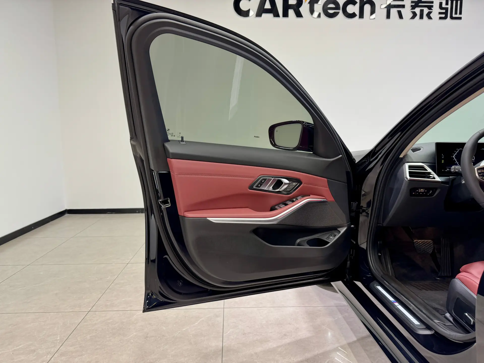 BMW 325Li, 2025 все фото