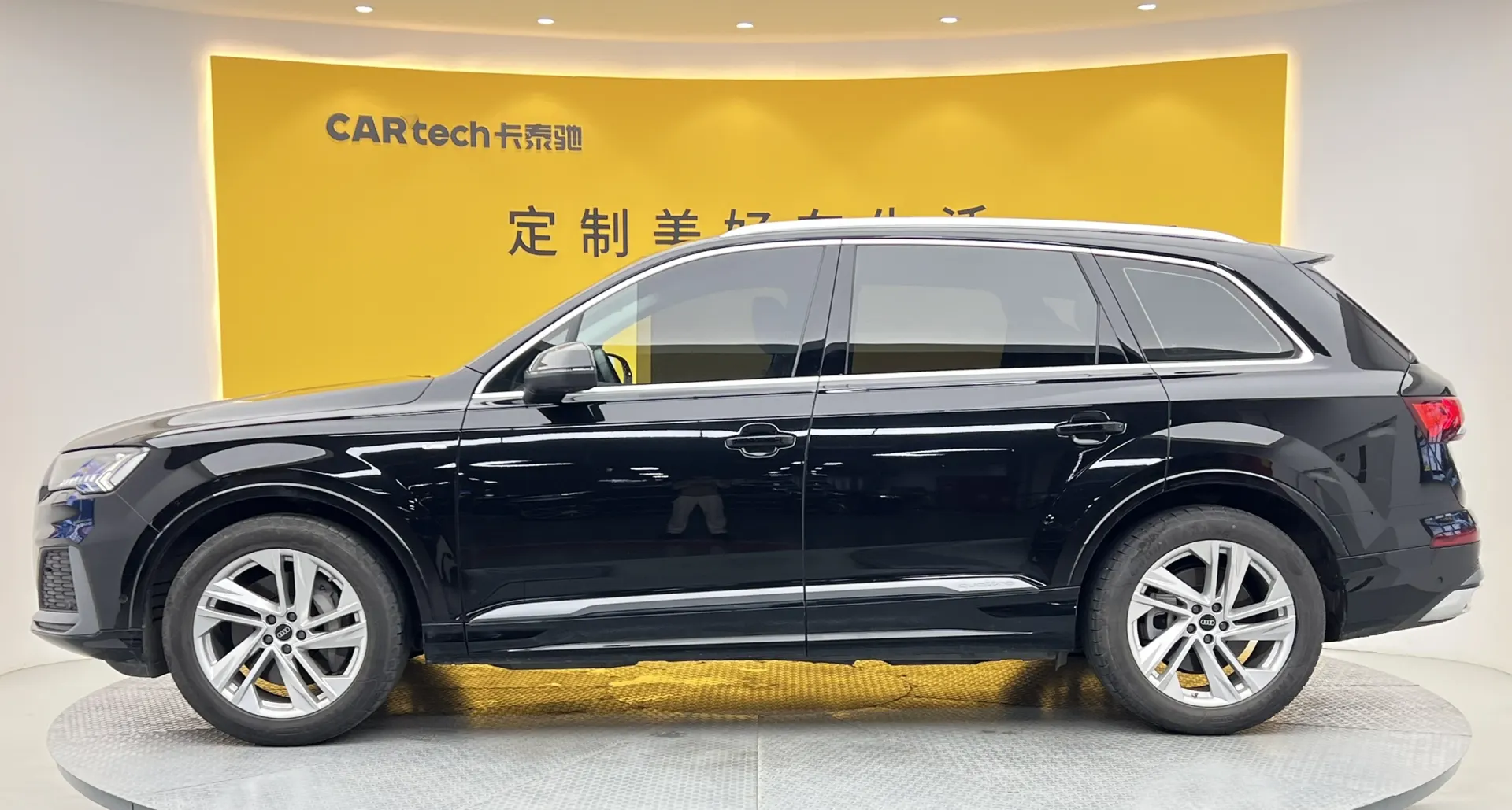 Audi Q7 45 TFSI, 2023 7