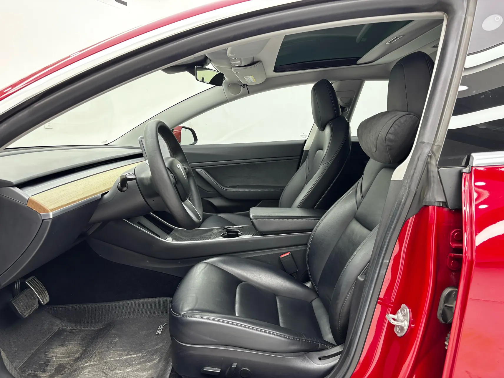 Tesla Model 3, 2019 28