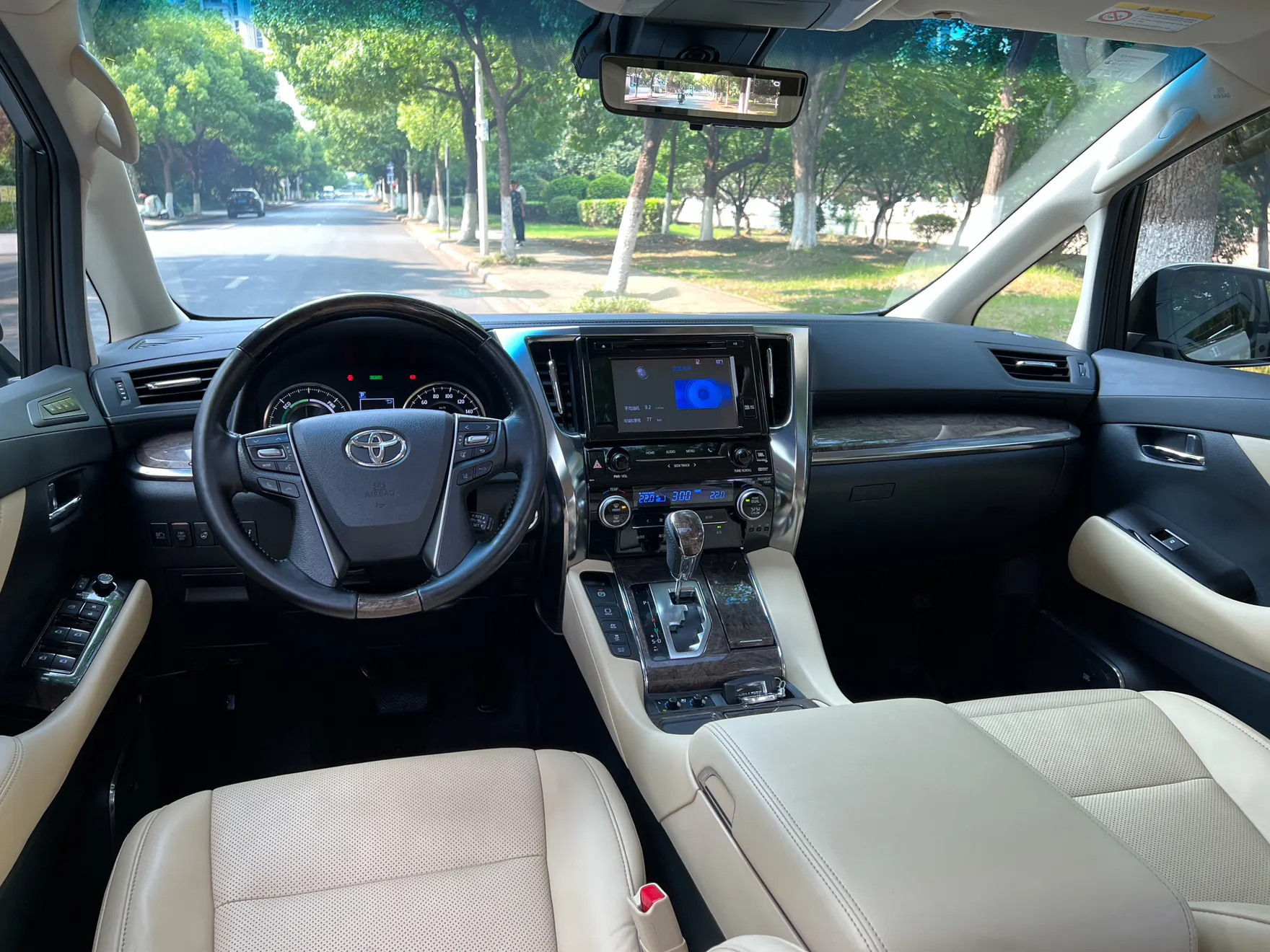 Toyota Vellfire, 2019 17