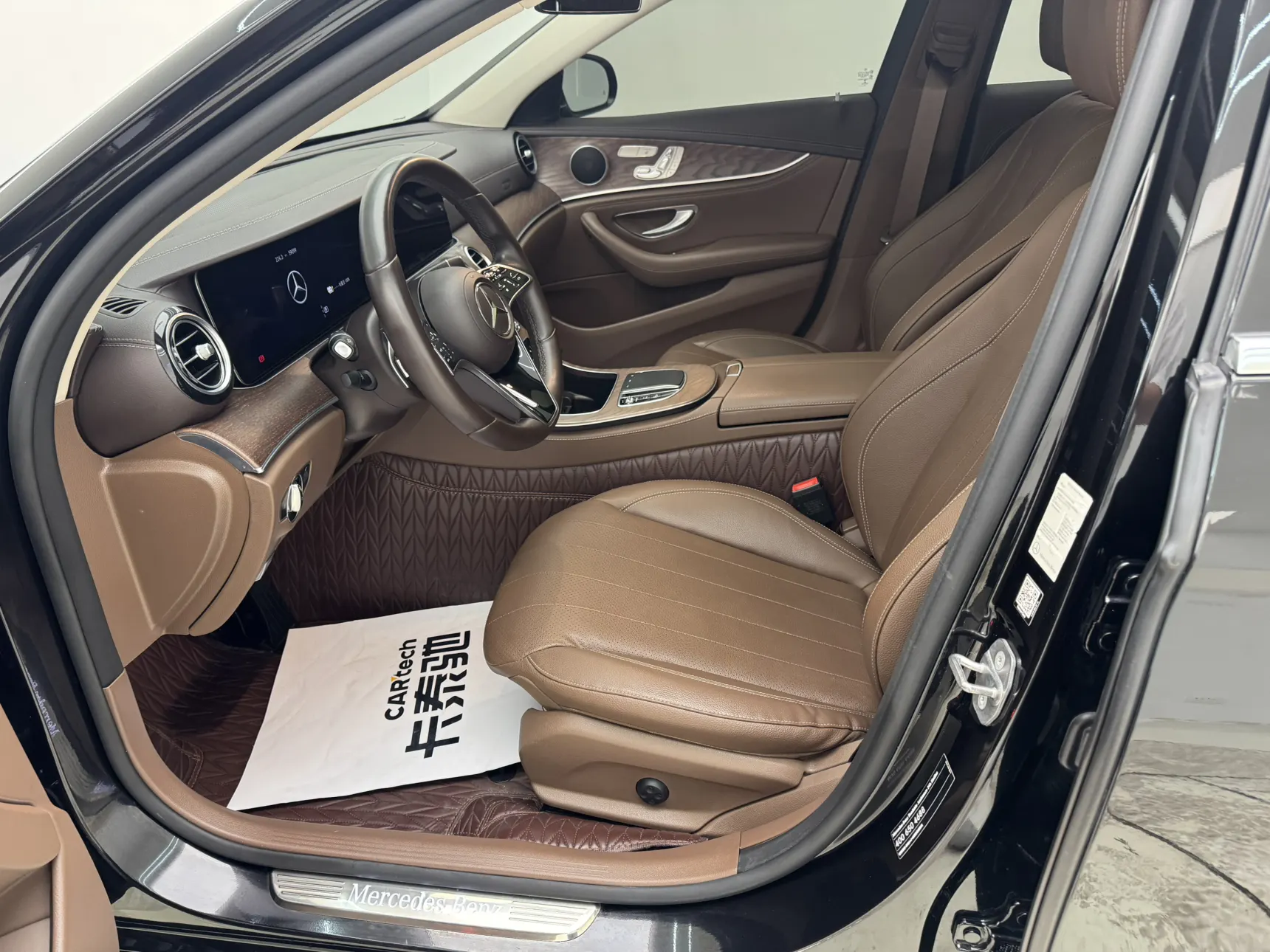Mercedes-Benz E 350 e, 2022 13