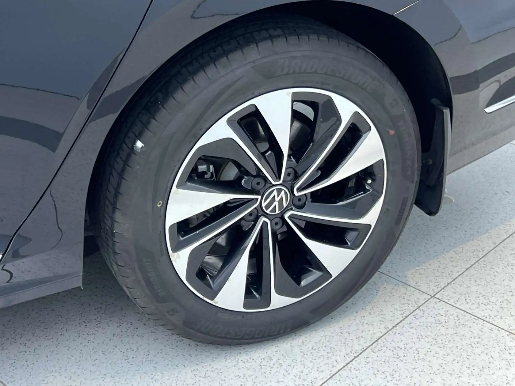 Volkswagen Passat, 2023 31