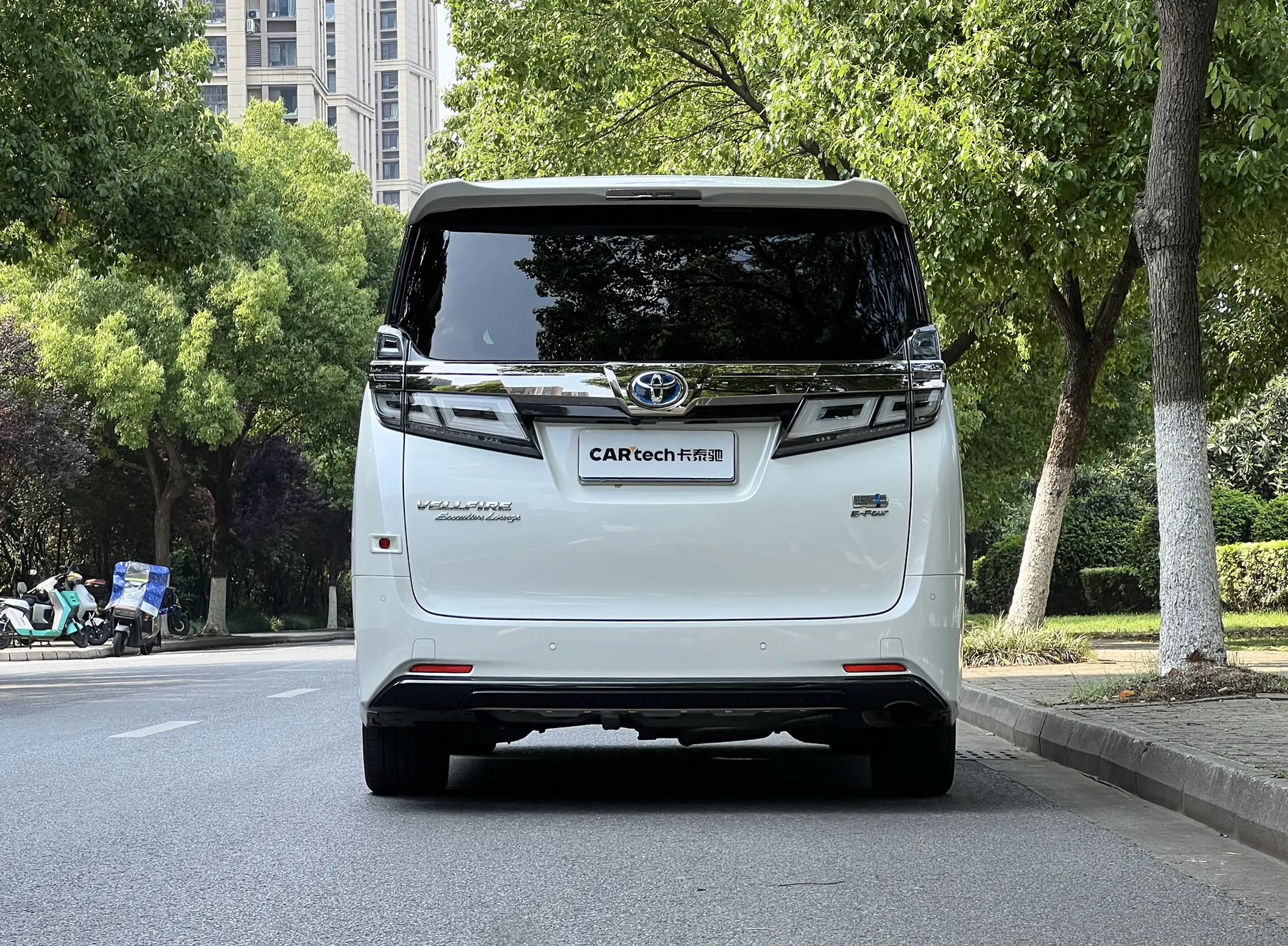 Toyota Vellfire, 2019 6