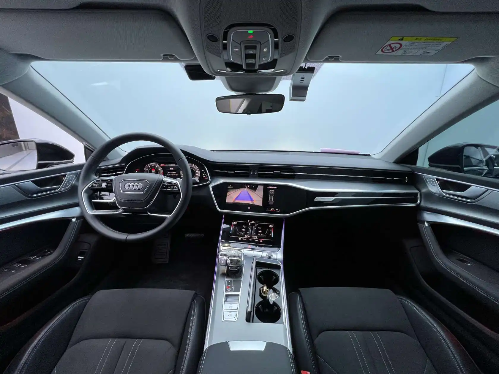 Audi A7L 45 TFSI, 2024 22