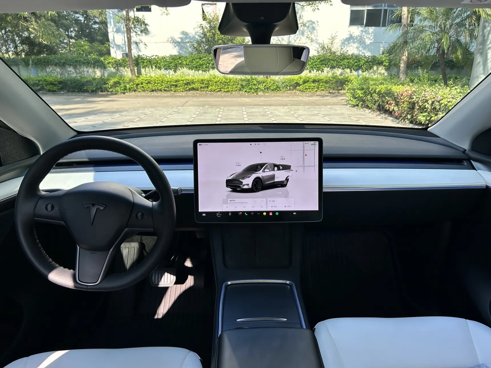 Tesla Model Y, 2022 11
