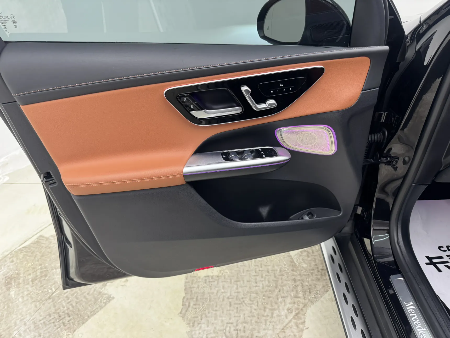 Mercedes-Benz GLC 300 L, 2025 12