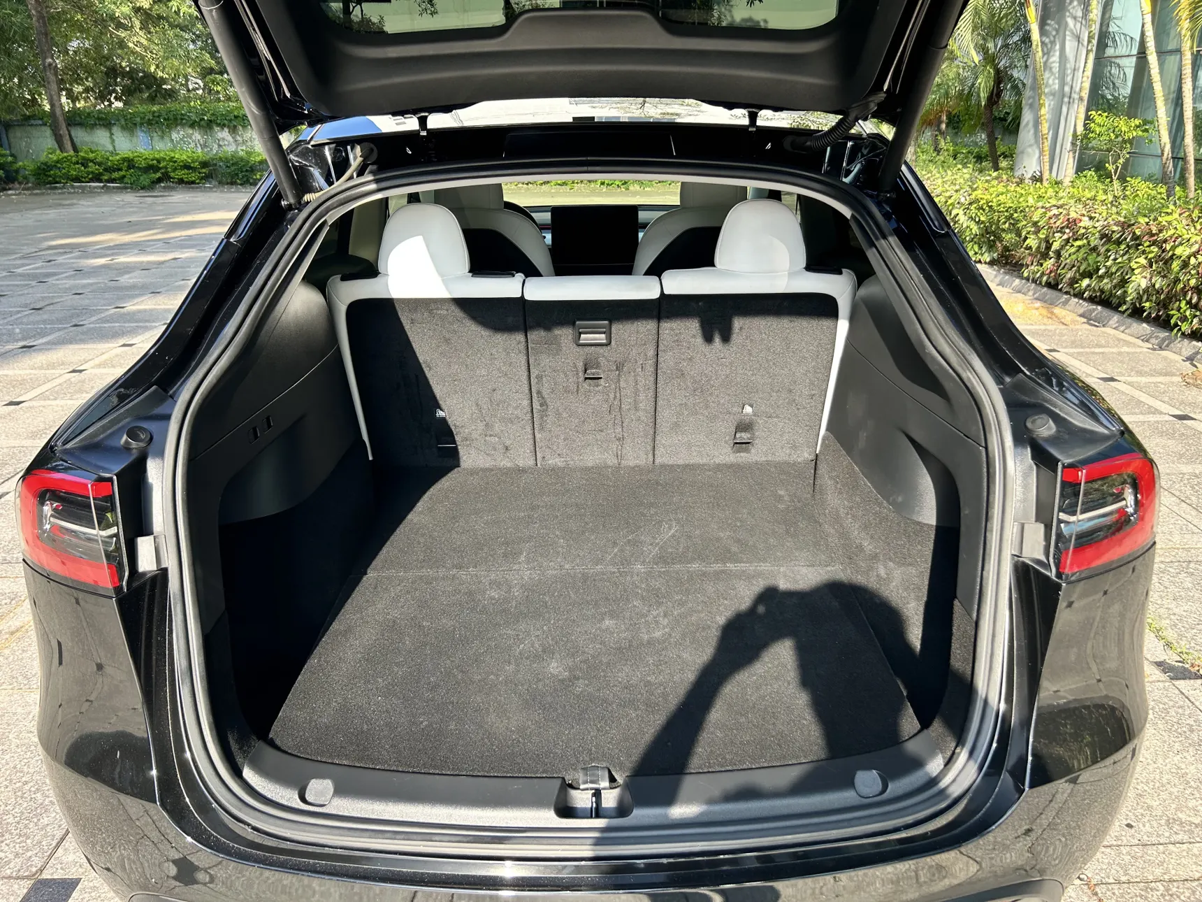 Tesla Model Y, 2022 14