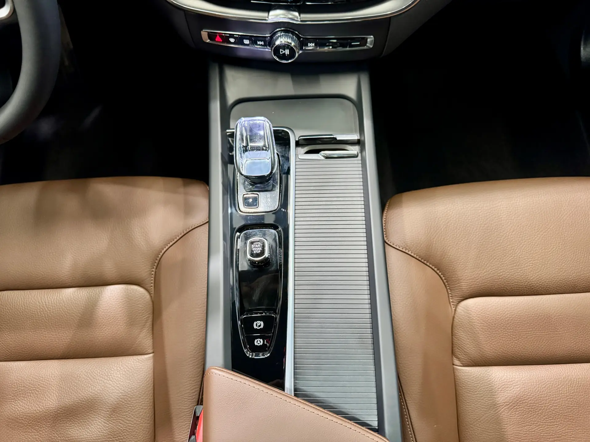 Volvo XC60, 2025 15