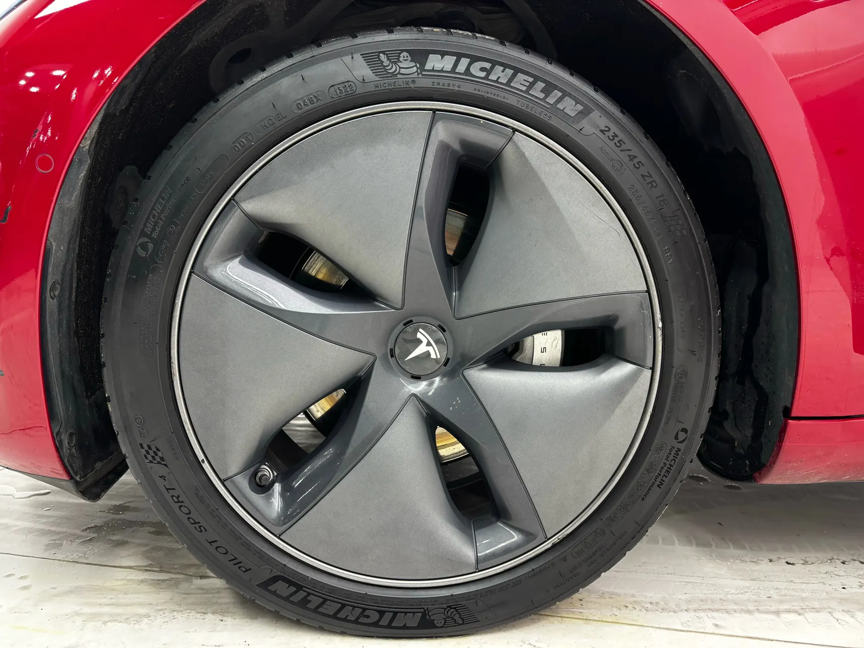 Tesla Model 3, 2019 11