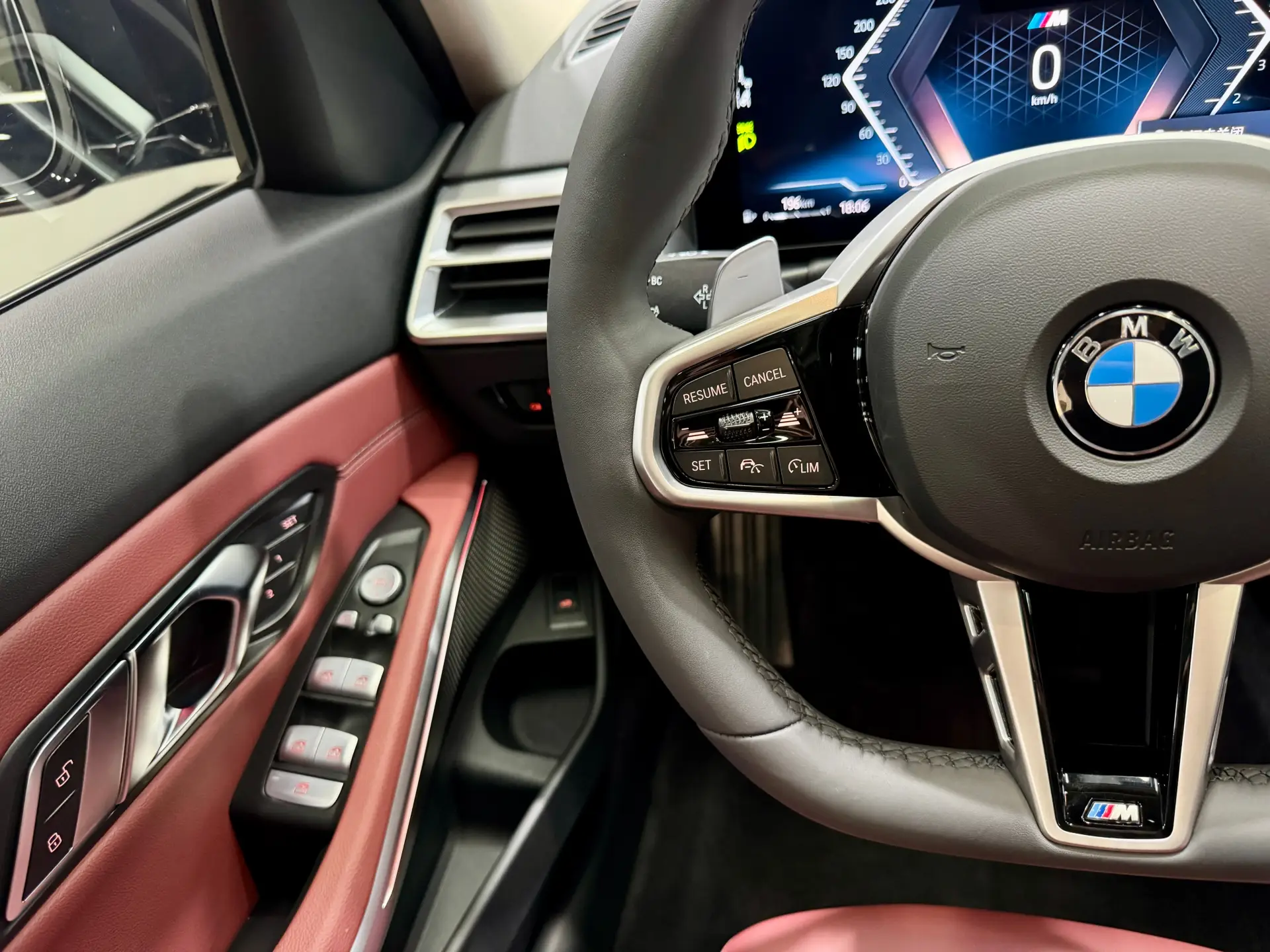 BMW 325Li, 2025 12