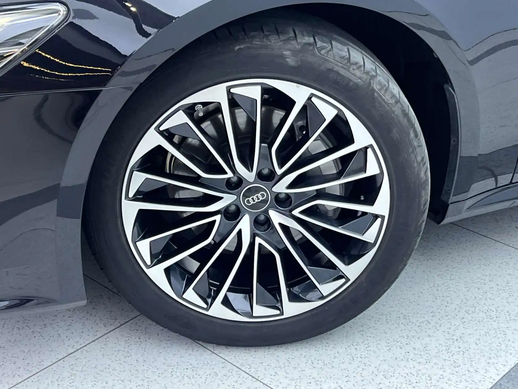 Audi A7L 45 TFSI, 2024 30