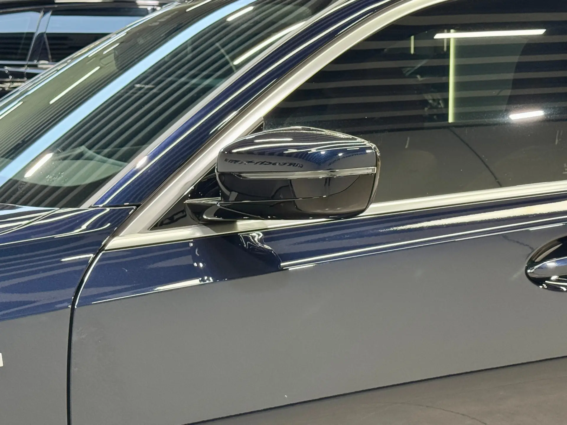 BMW 325Li, 2025 2