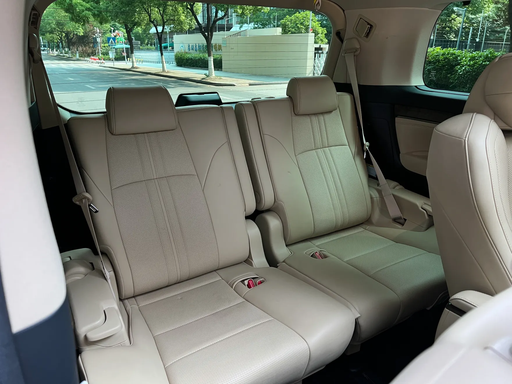 Toyota Vellfire, 2019 25