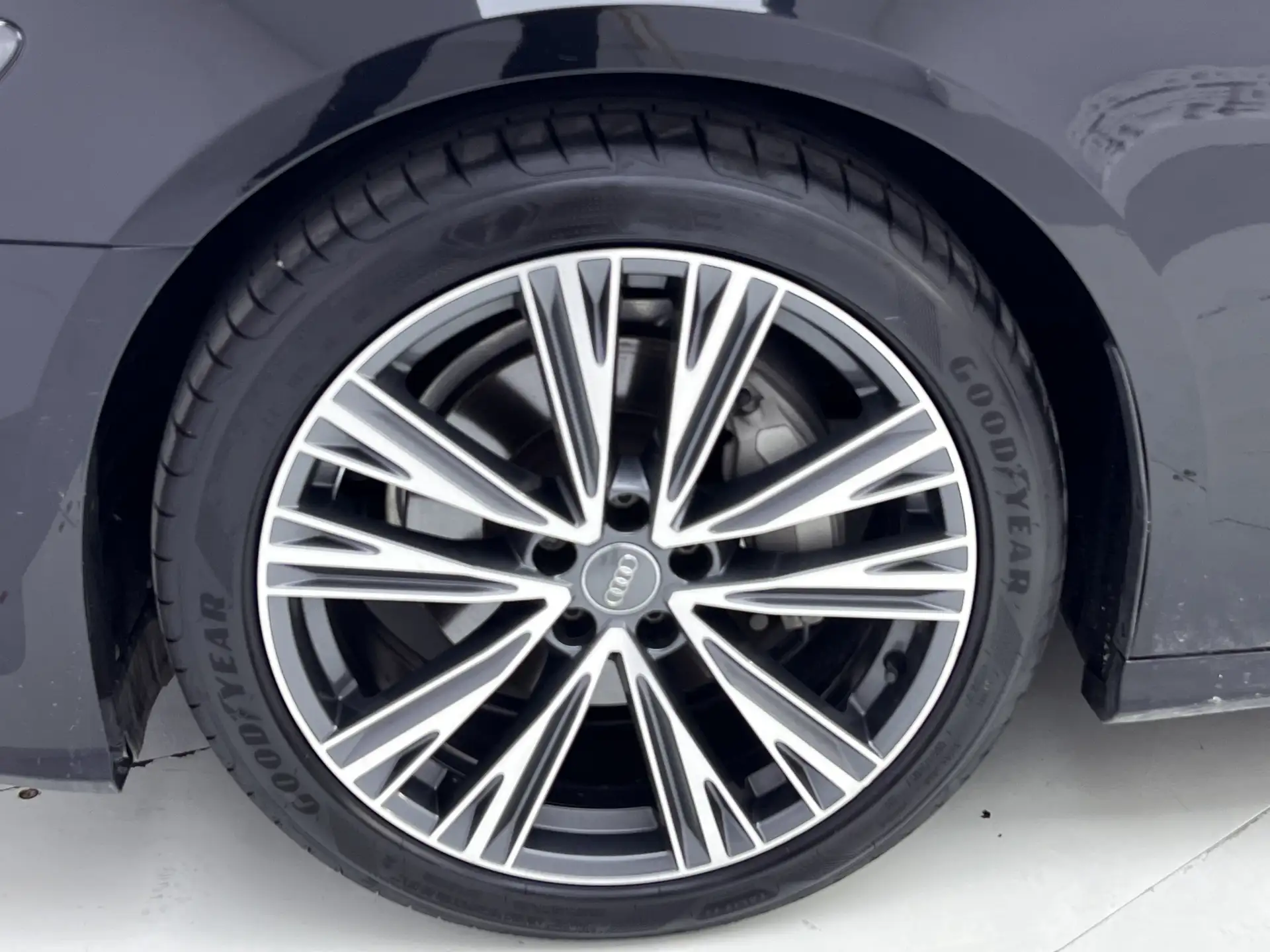 Audi A6L 45 TFSI, 2020 11