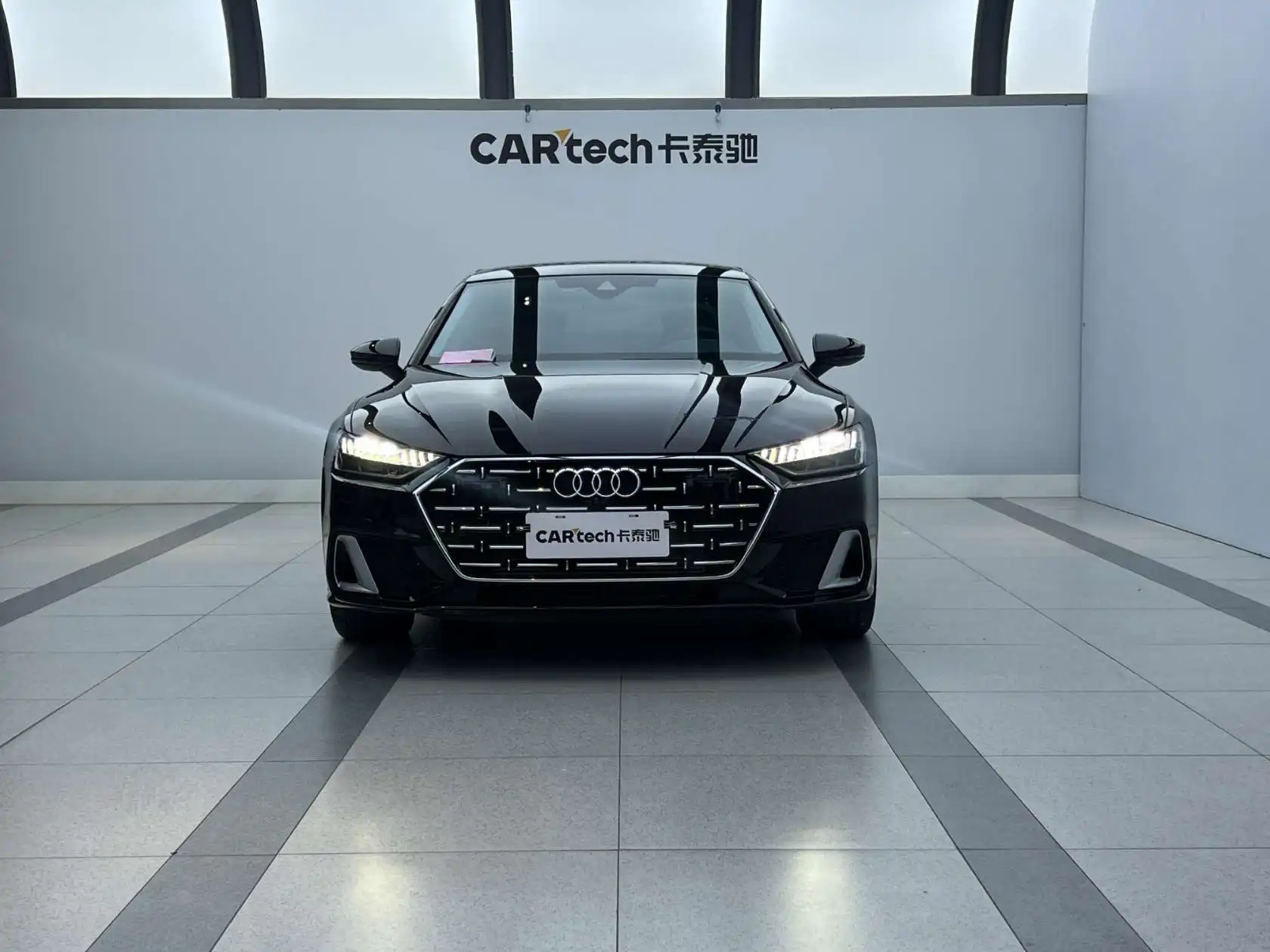 Audi A7L 45 TFSI, 2024 2