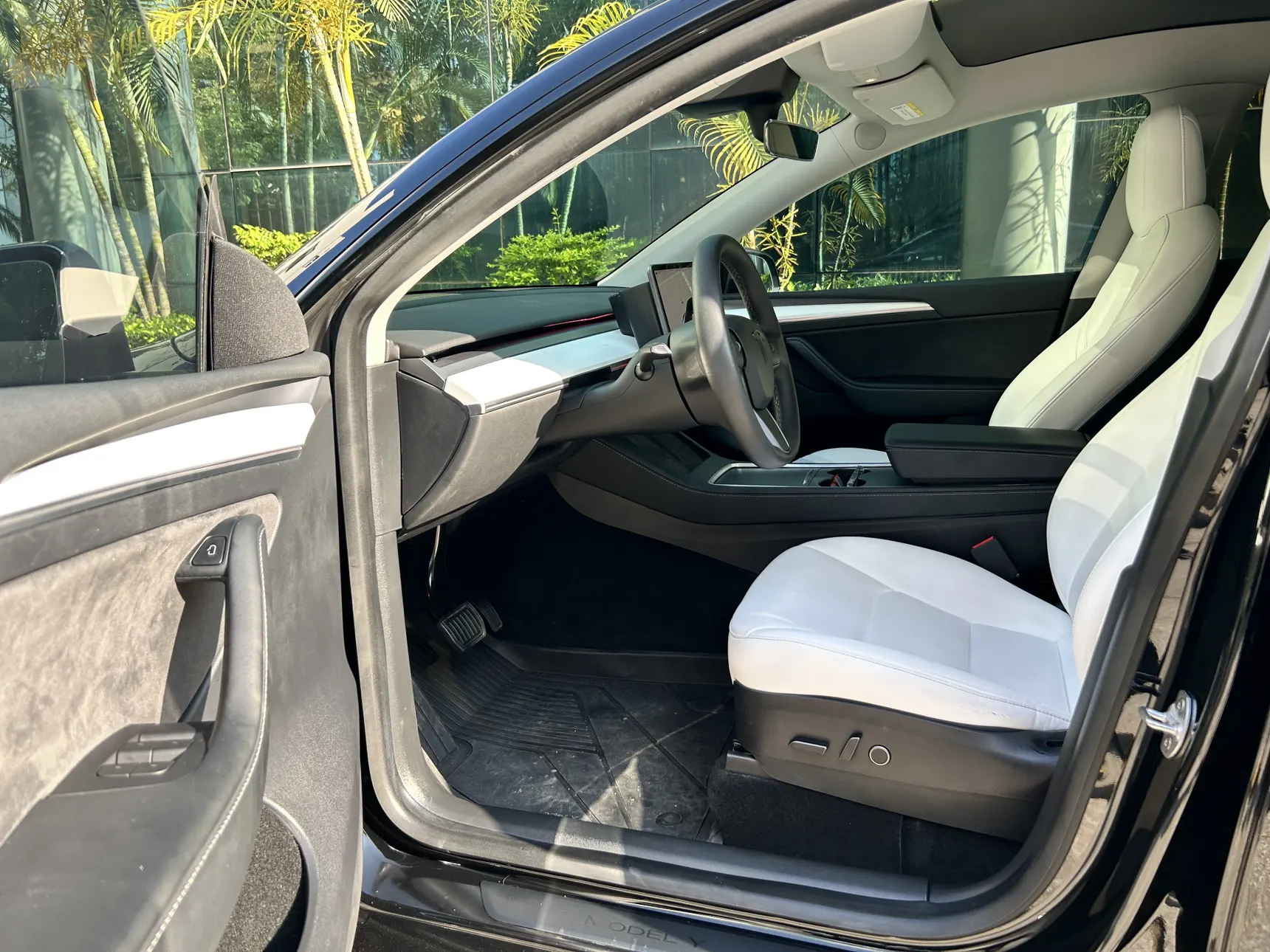Tesla Model Y, 2022 7