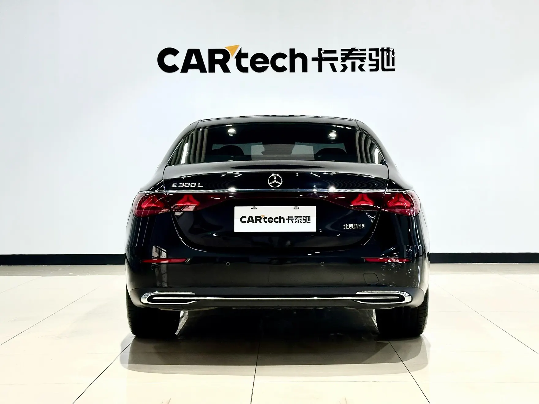 Mercedes-Benz E 300 L, 2025 4