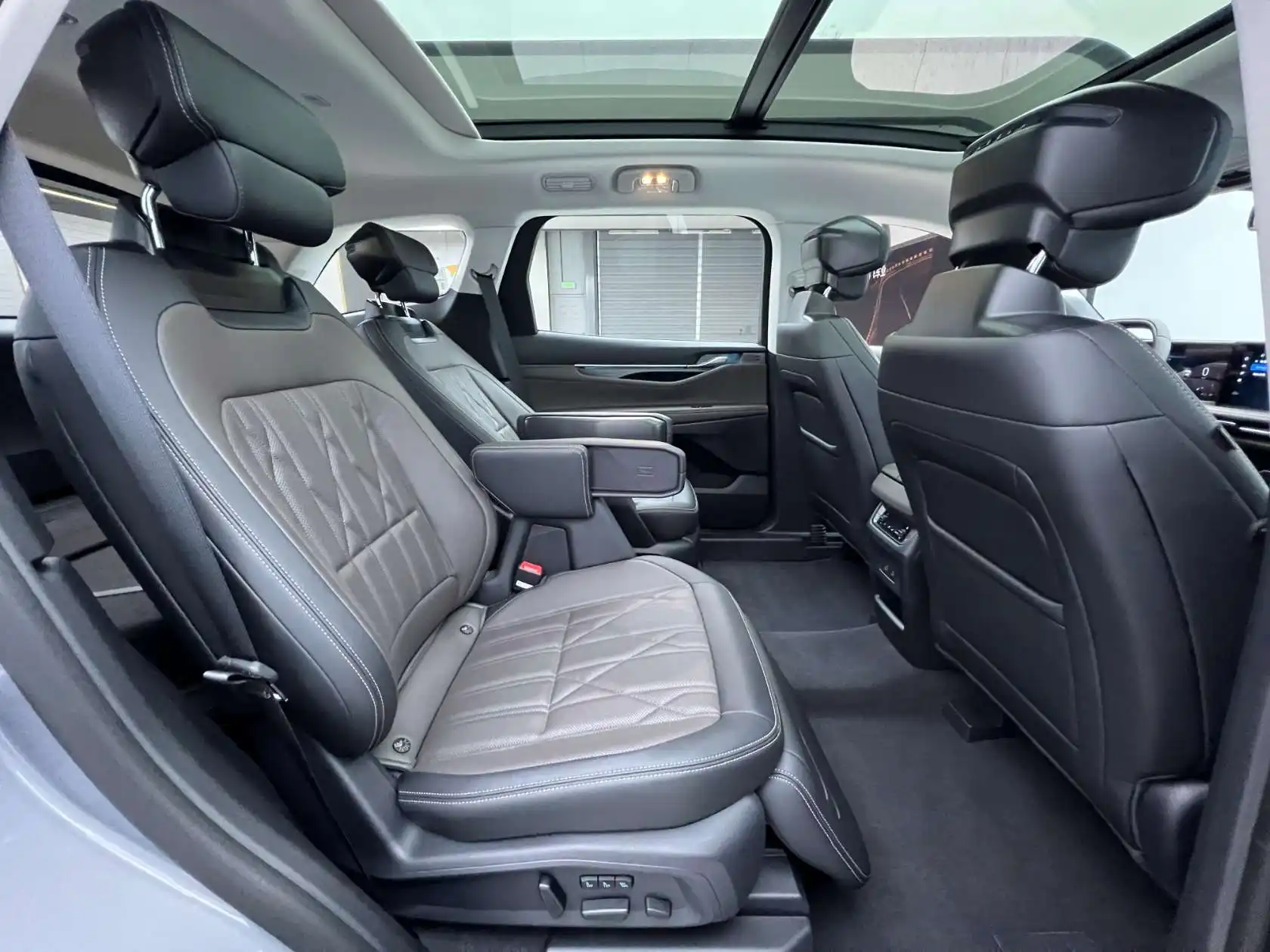 Ford Edge L, 2025 17