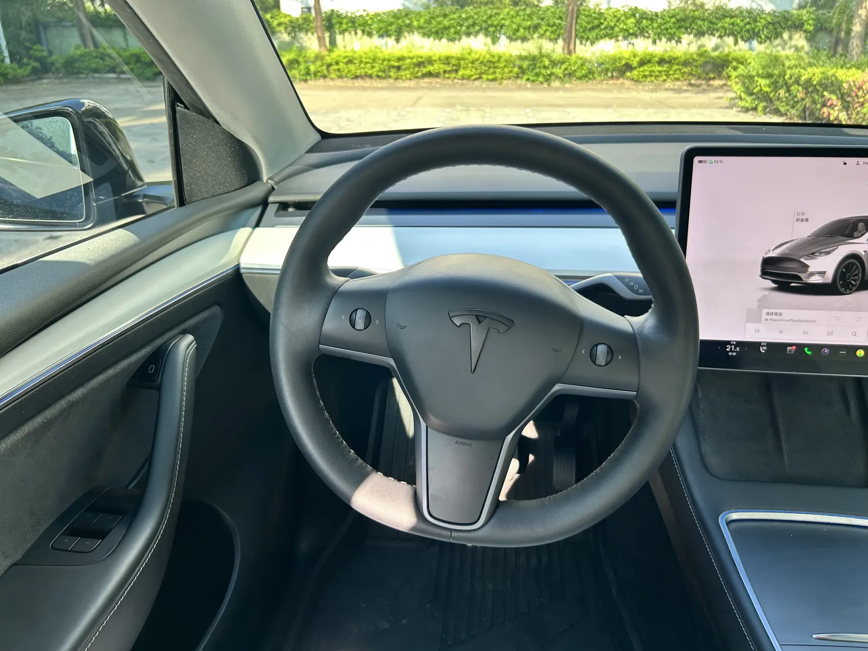 Tesla Model Y, 2022 12