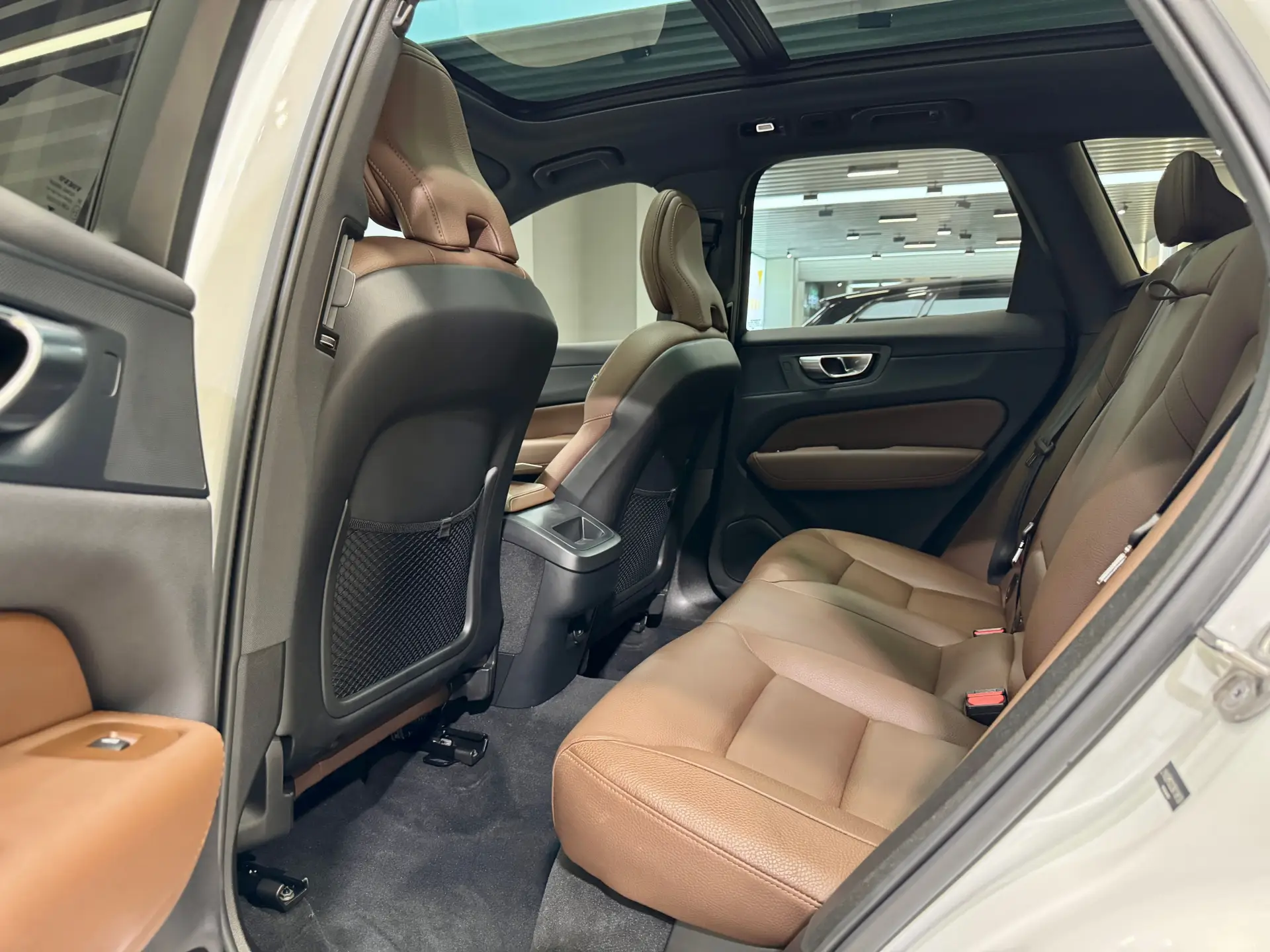 Volvo XC60, 2025 18