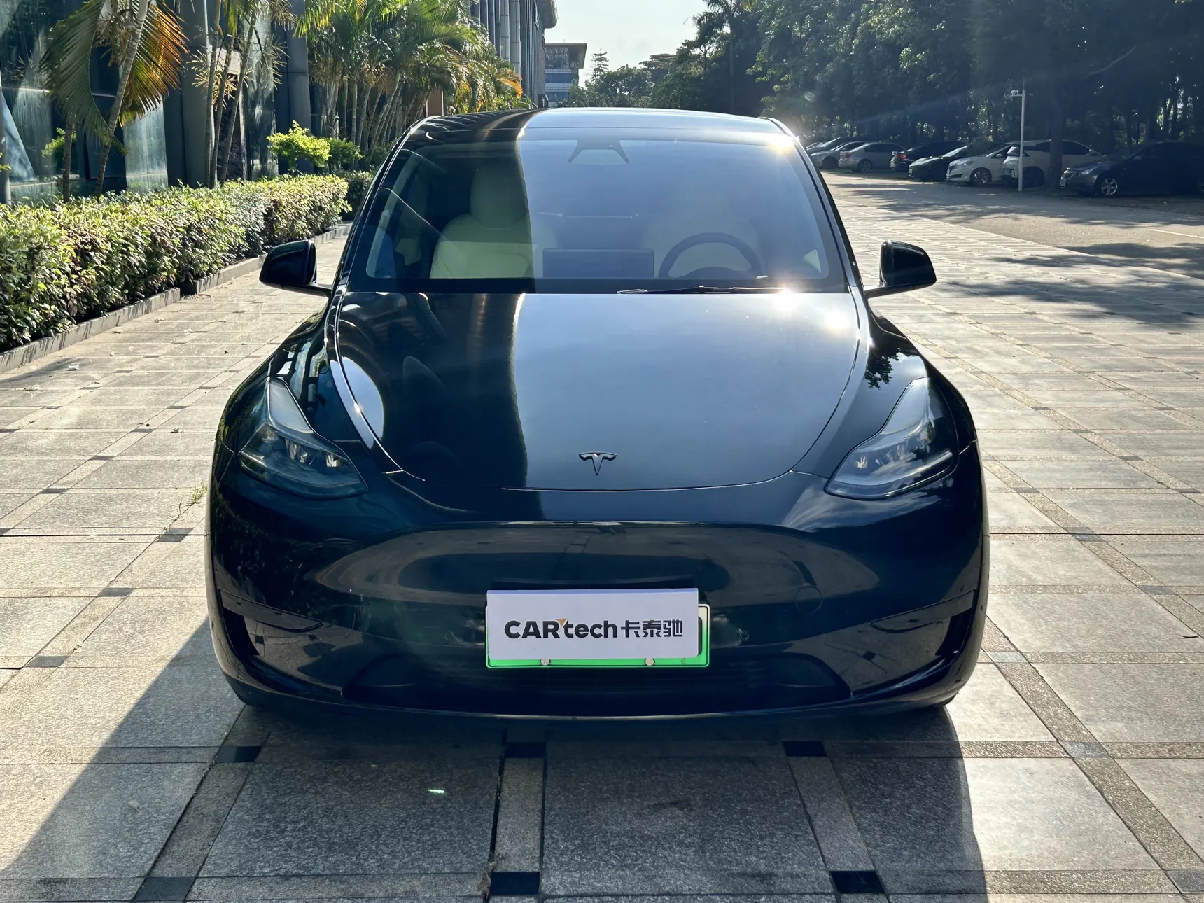 Tesla Model Y, 2022 2