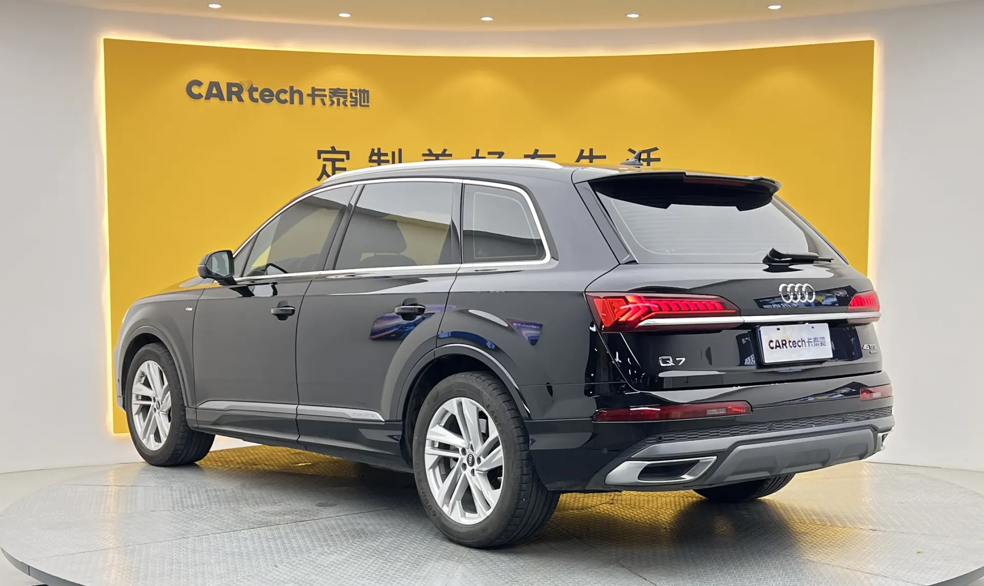 Audi Q7 45 TFSI, 2023 6