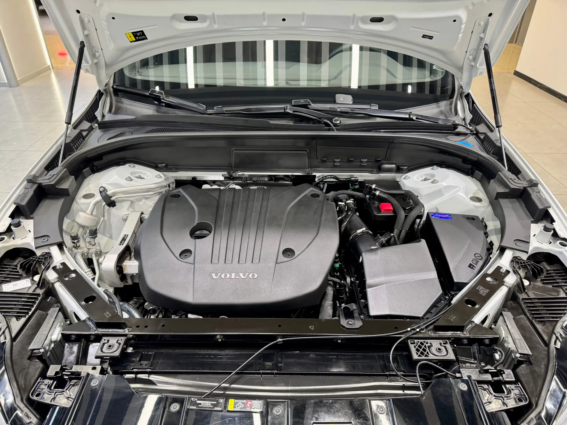 Volvo XC60, 2025 20