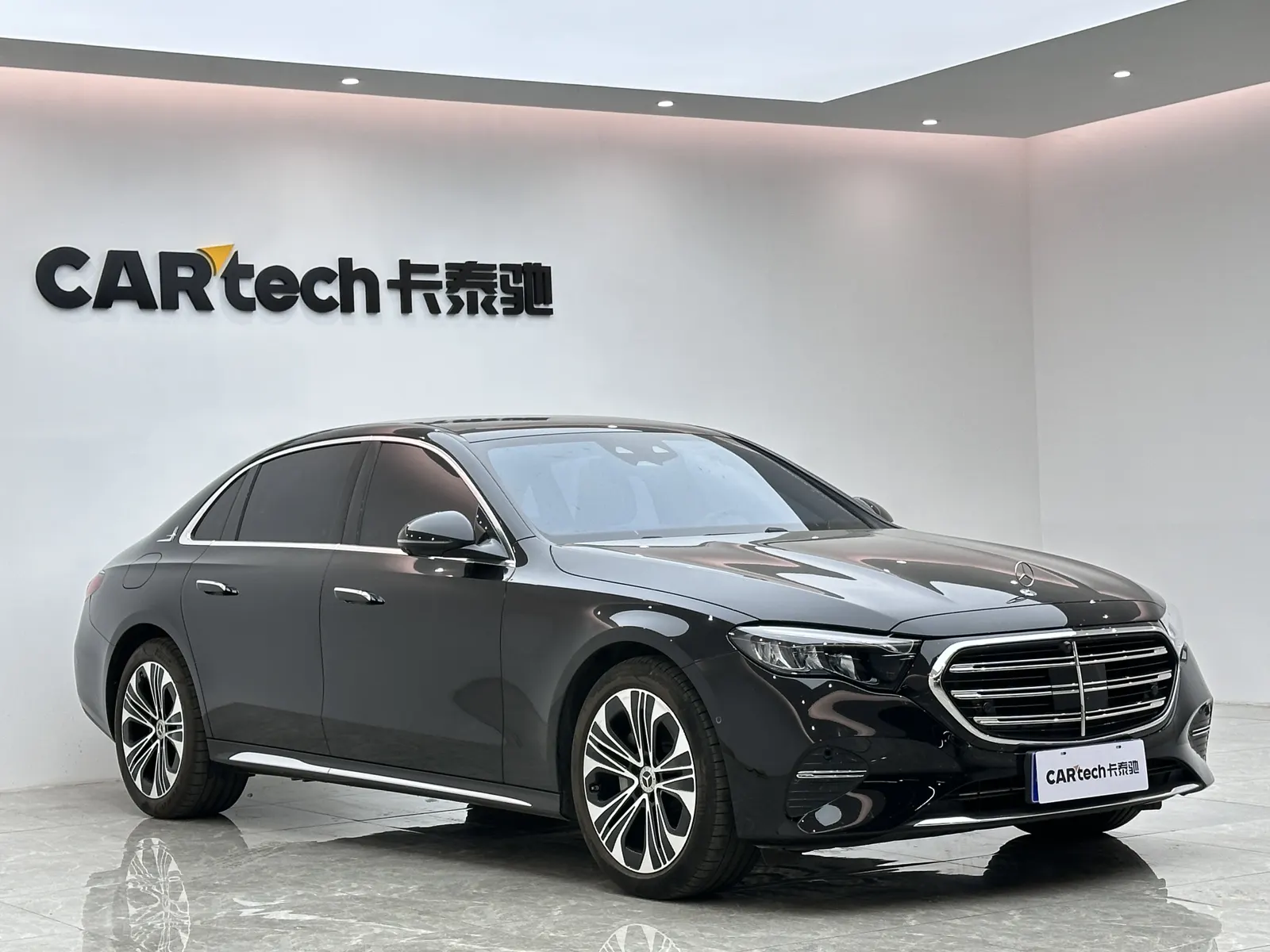 Mercedes-Benz E 300 L, 2025 6