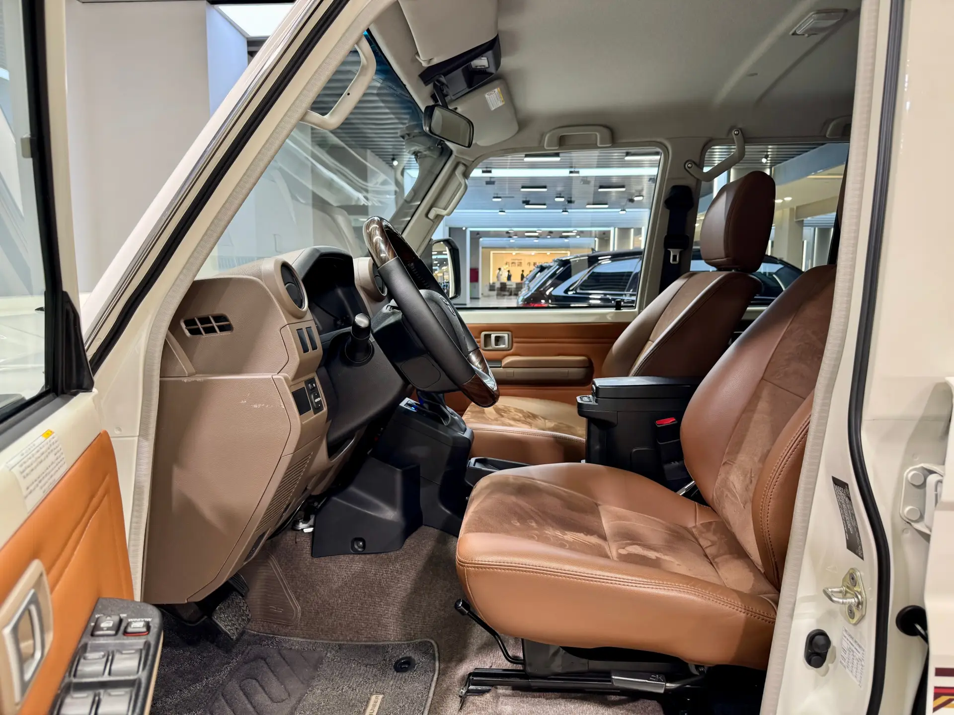 Toyota Land Cruiser, 2024 7