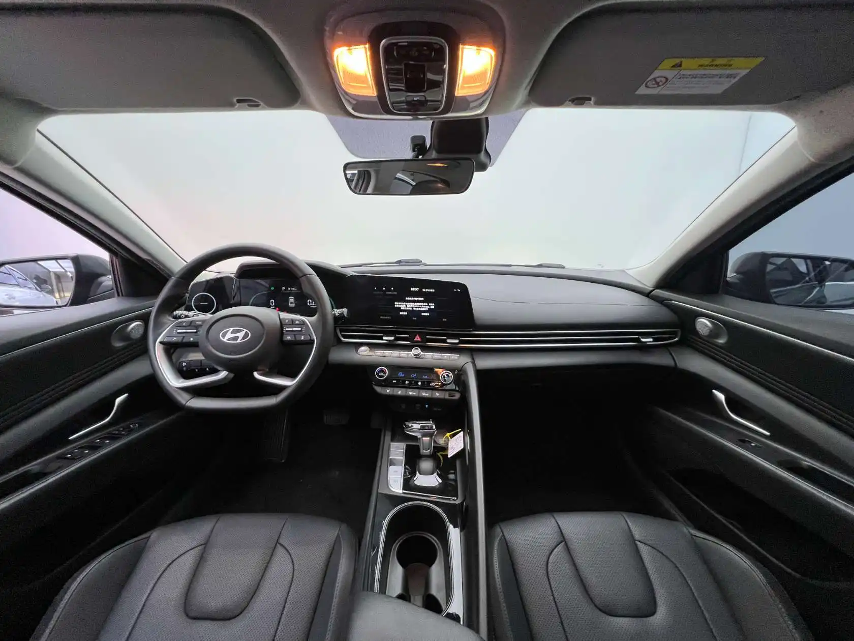 Hyundai Elantra, 2024 22