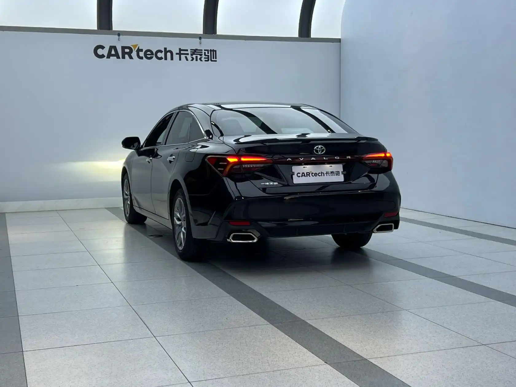 Toyota Avalon, 2022 4